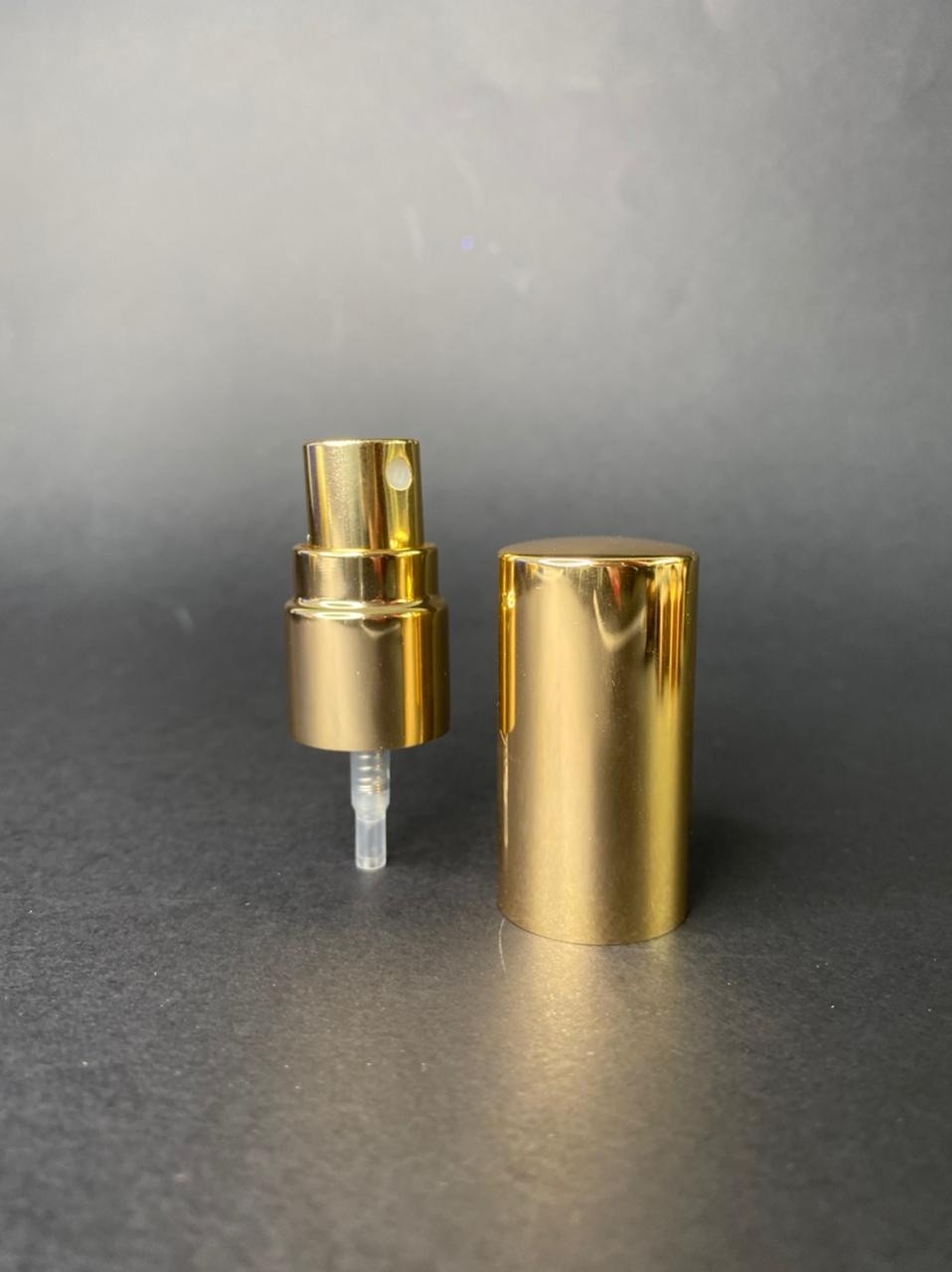 VAL B/18 SPRAY DOURADA LUXO C/SOBRETAMPA TOTAL - UNID